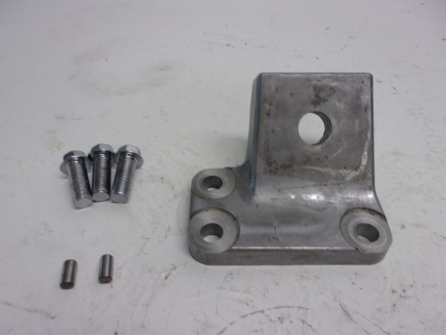Yamaha 2016-2020 V1 EX VX Super Jet OEM Left Side Engine Bracket 6EY-41661-00-00