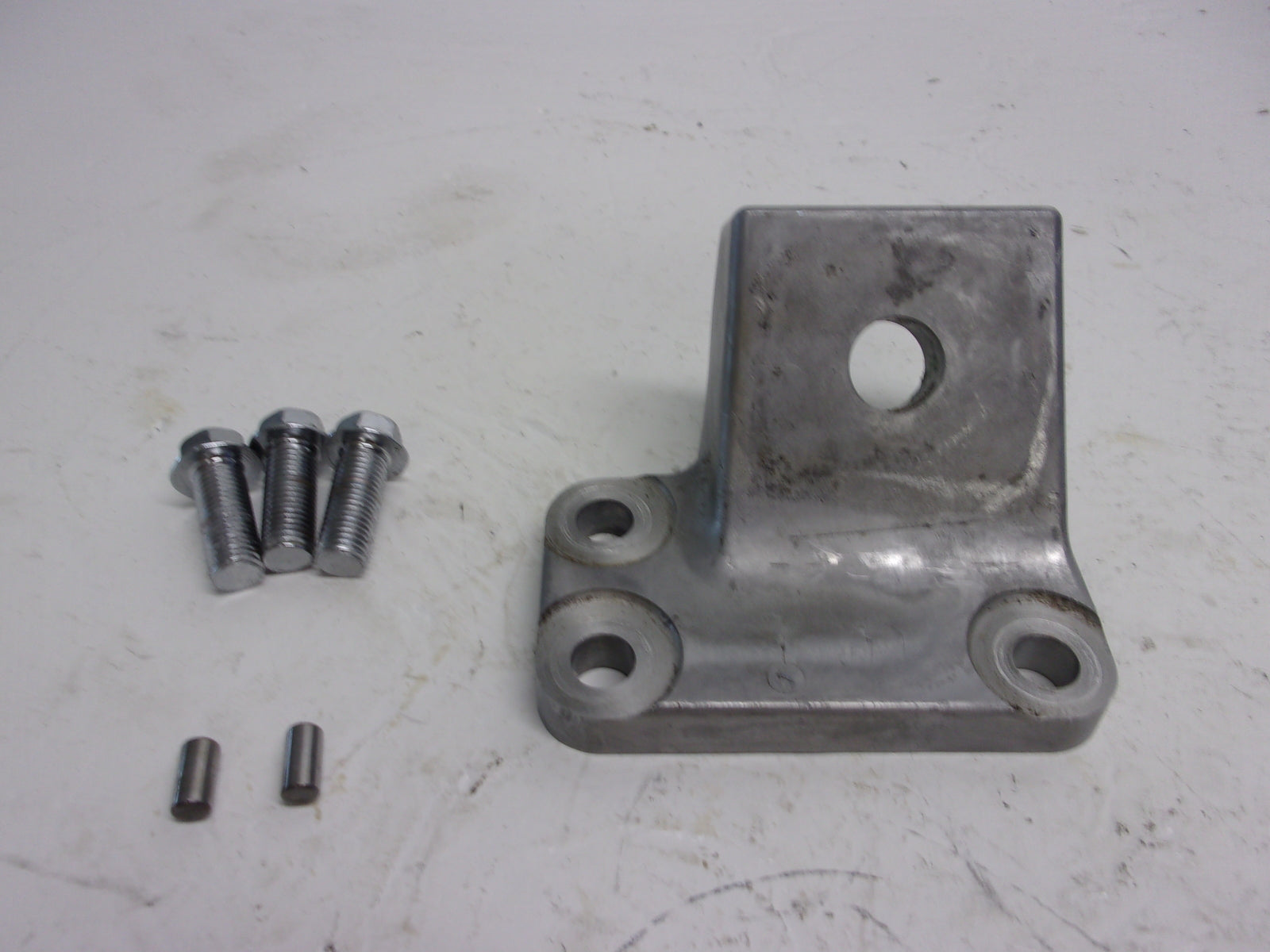 Yamaha 2016-2020 V1 EX VX Super Jet OEM Left Side Engine Bracket 6EY-41661-00-00
