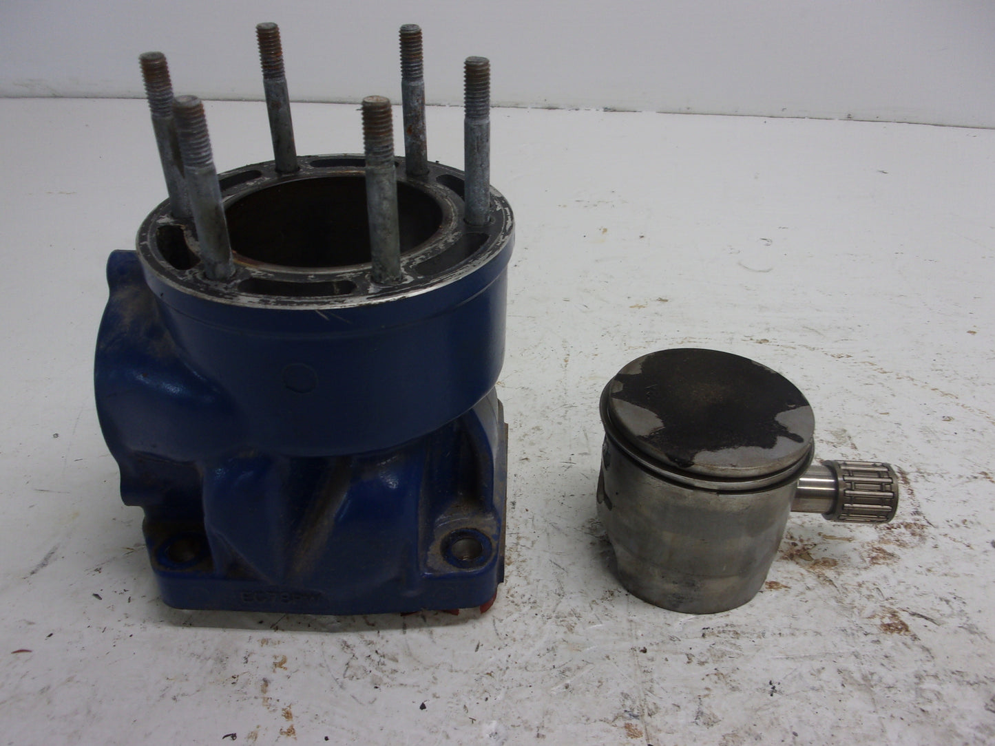 Polaris PWC Watercraft 1995-1997 SLT SLX SL OEM Cylinder + Piston Set # 3240248