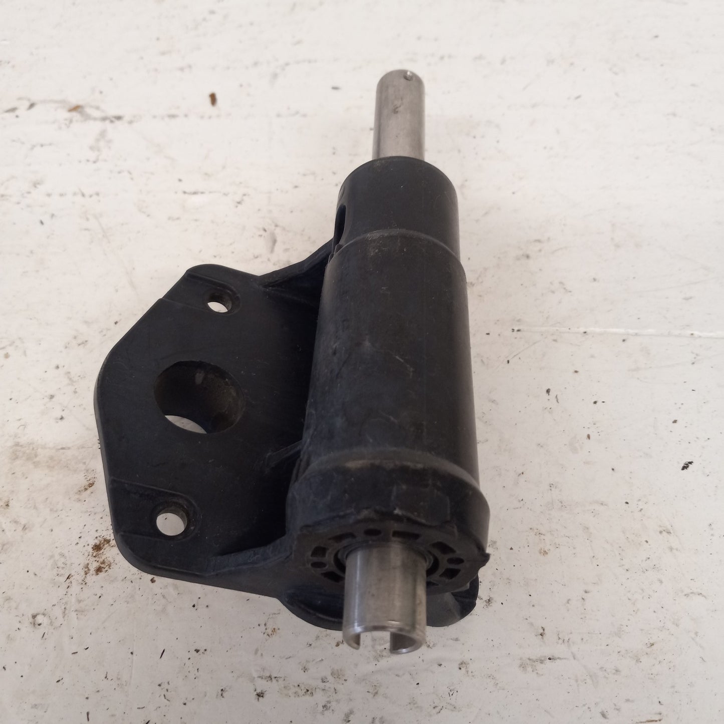 Sea Doo Bombardier 2004-2006 GTI RXP OPAS RH Support Assembly Part# 265000003
