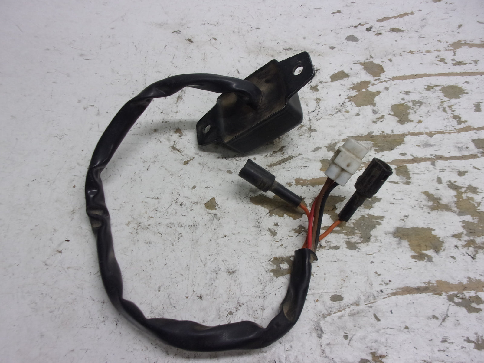 Kawasaki Jet Ski 1994-1995 Super Sport XI OEM Trim Meter Relay Part# 27034-3705