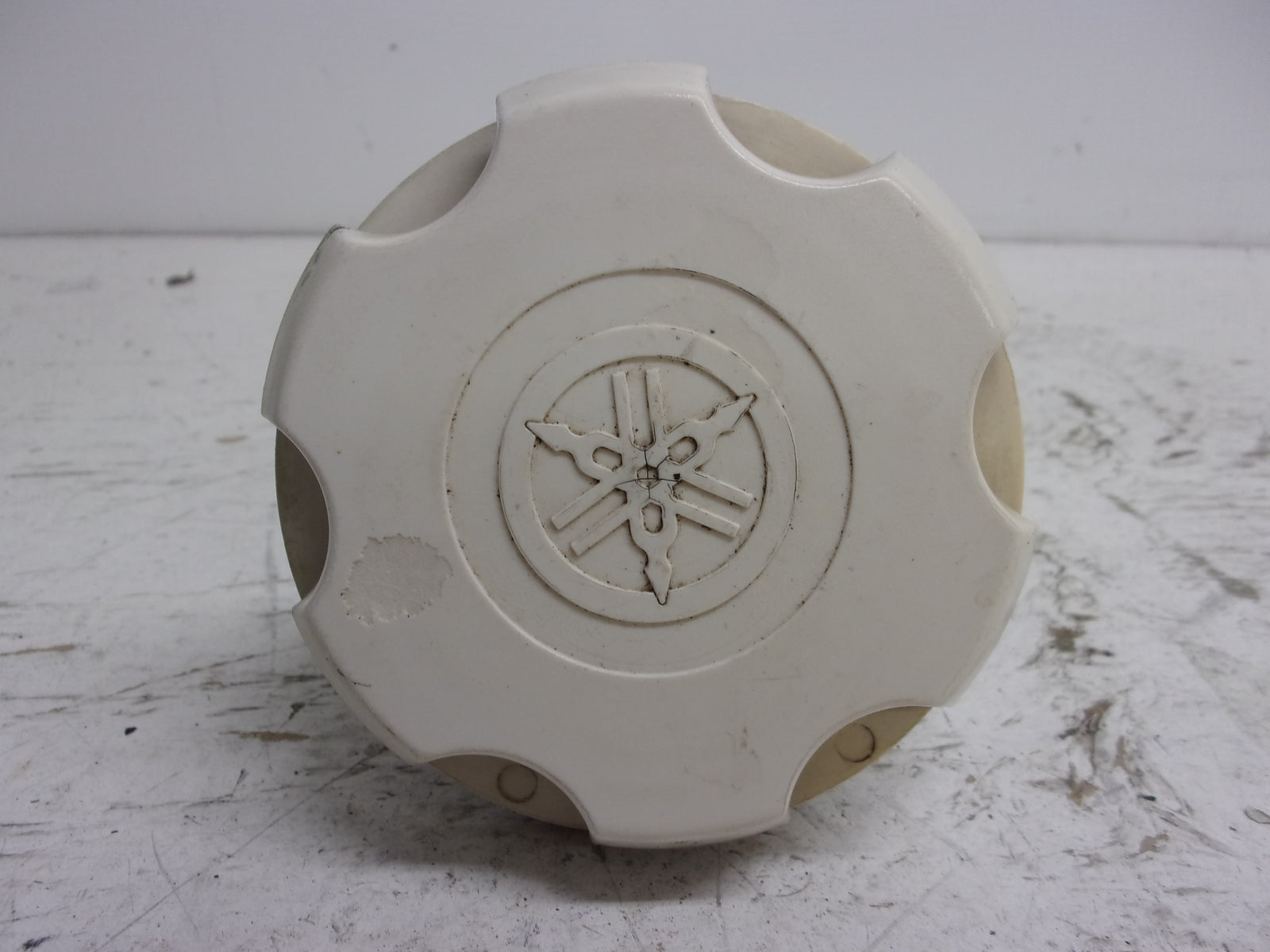Yamaha Waverunner 1991 SuperJet WR3 OEM Fuel Cap + Neck # FV4-67831-30-00