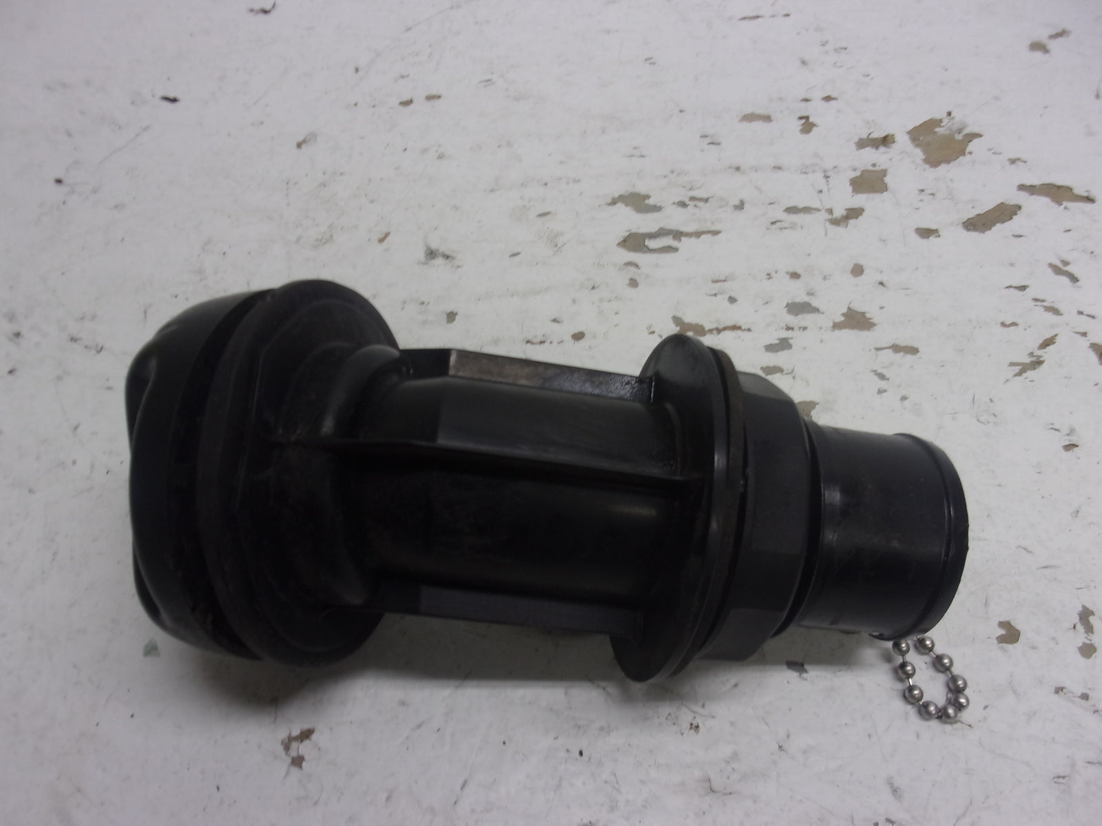 Sea Doo Bombardier 2012-2020 Wake RXP RXT GTI GTR GTX Fuel Neck + Cap 275500845