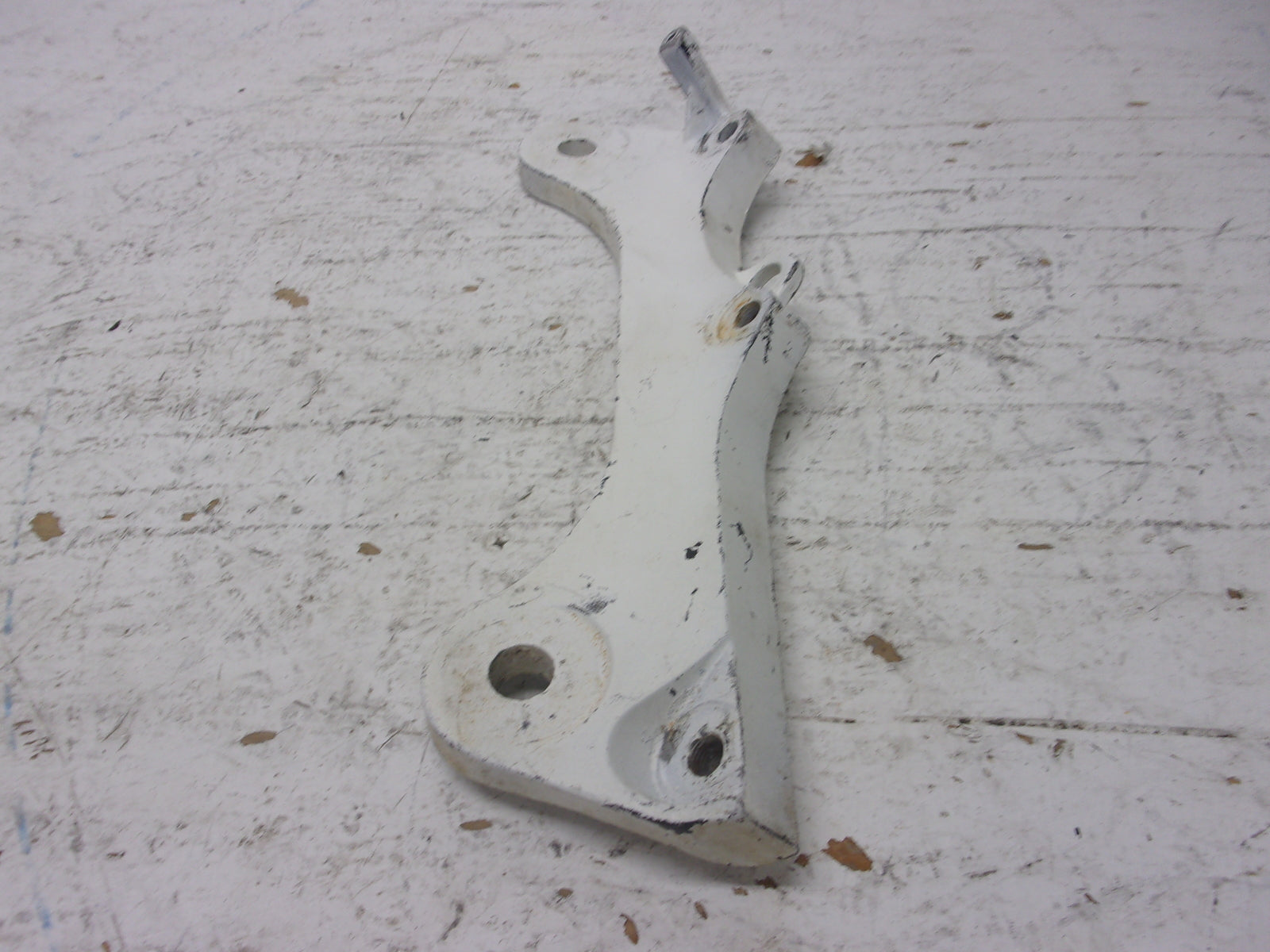 Yamaha Waverunner 1990-1998 WR WVT WB VXR OEM Engine Bracket # 6R7-21425-00-94
