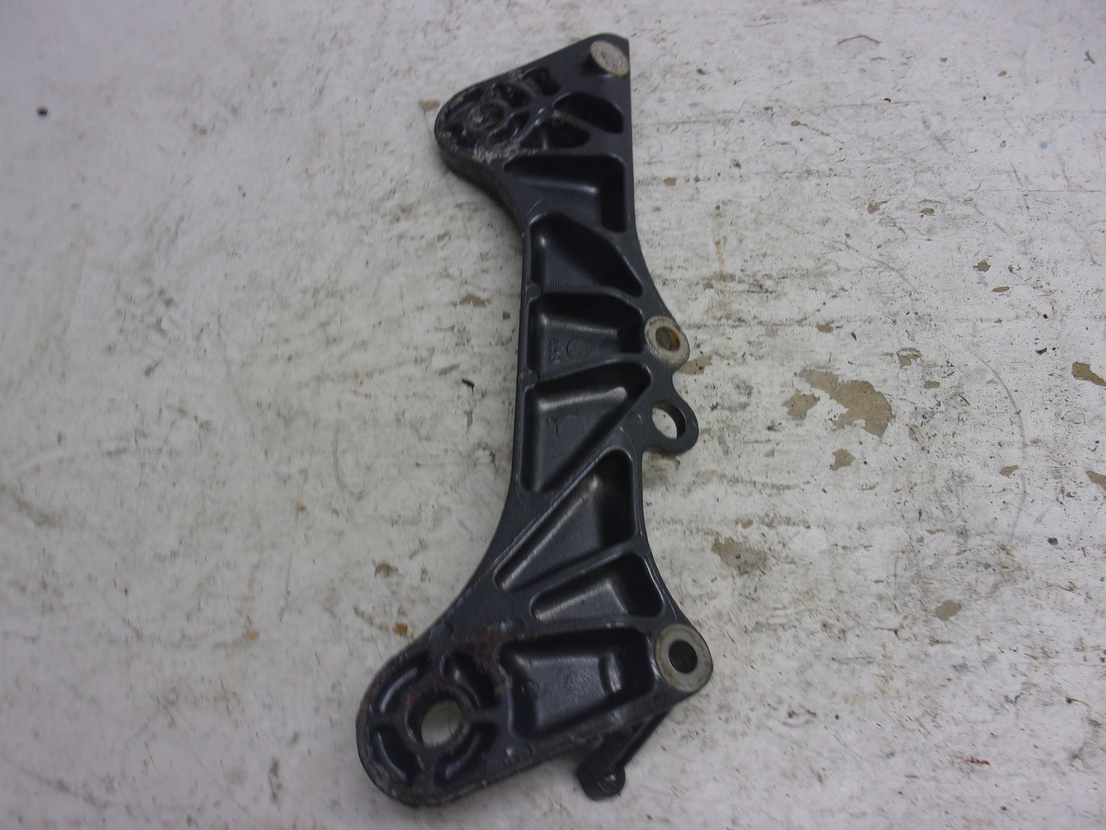 Yamaha Waverunner 1990-1998 WR WVT WB VXR OEM Engine Bracket # 6R7-21425-00-94