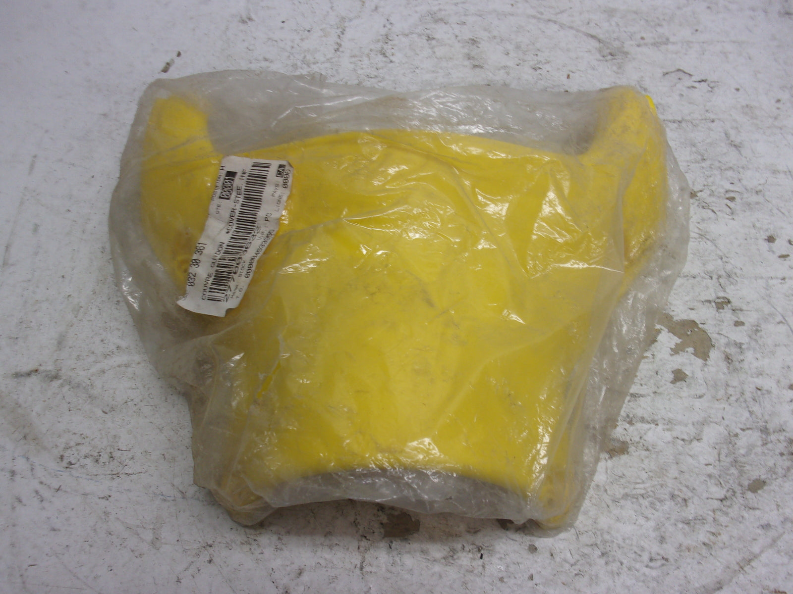 Sea Doo Bombardier 1997 GTI OEM NEW Yellow Lower Steering Cover Part# 277000633