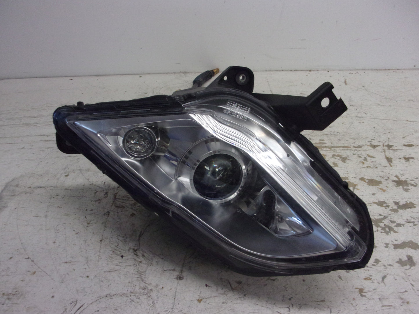 Can-Am Roadster 2012-2019 Spyder RT RT-S OEM Right Headlight Assembly 710003098
