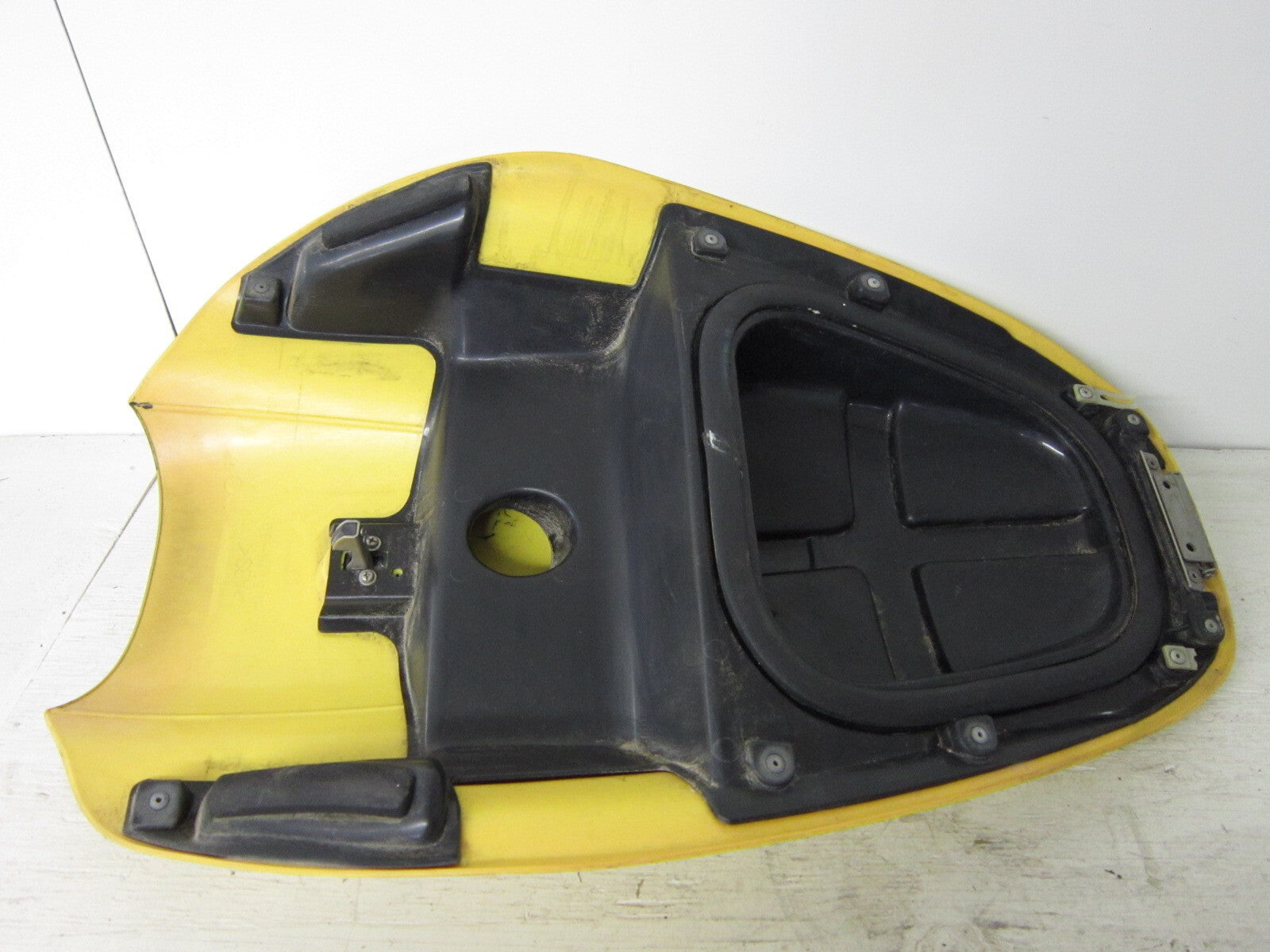 Yamaha WaveRunner 1997 GP 800 OEM Yellow Engine Room Lid # LID GP7-U517B-00-P0