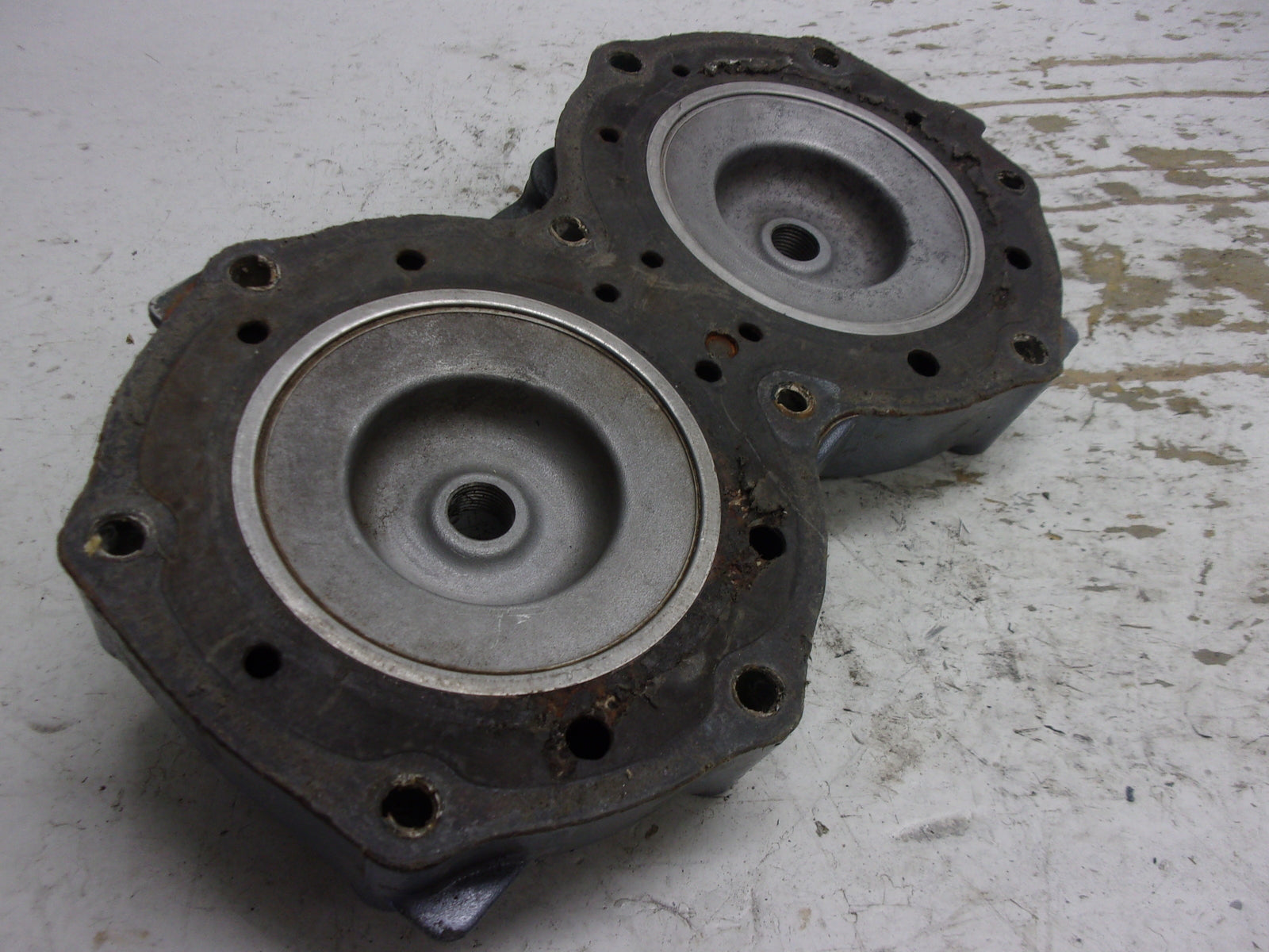 Yamaha Waverunner 1990-1996 SuperJet VXR 650 OEM Cylinder Head # 6R7-11111-00-94
