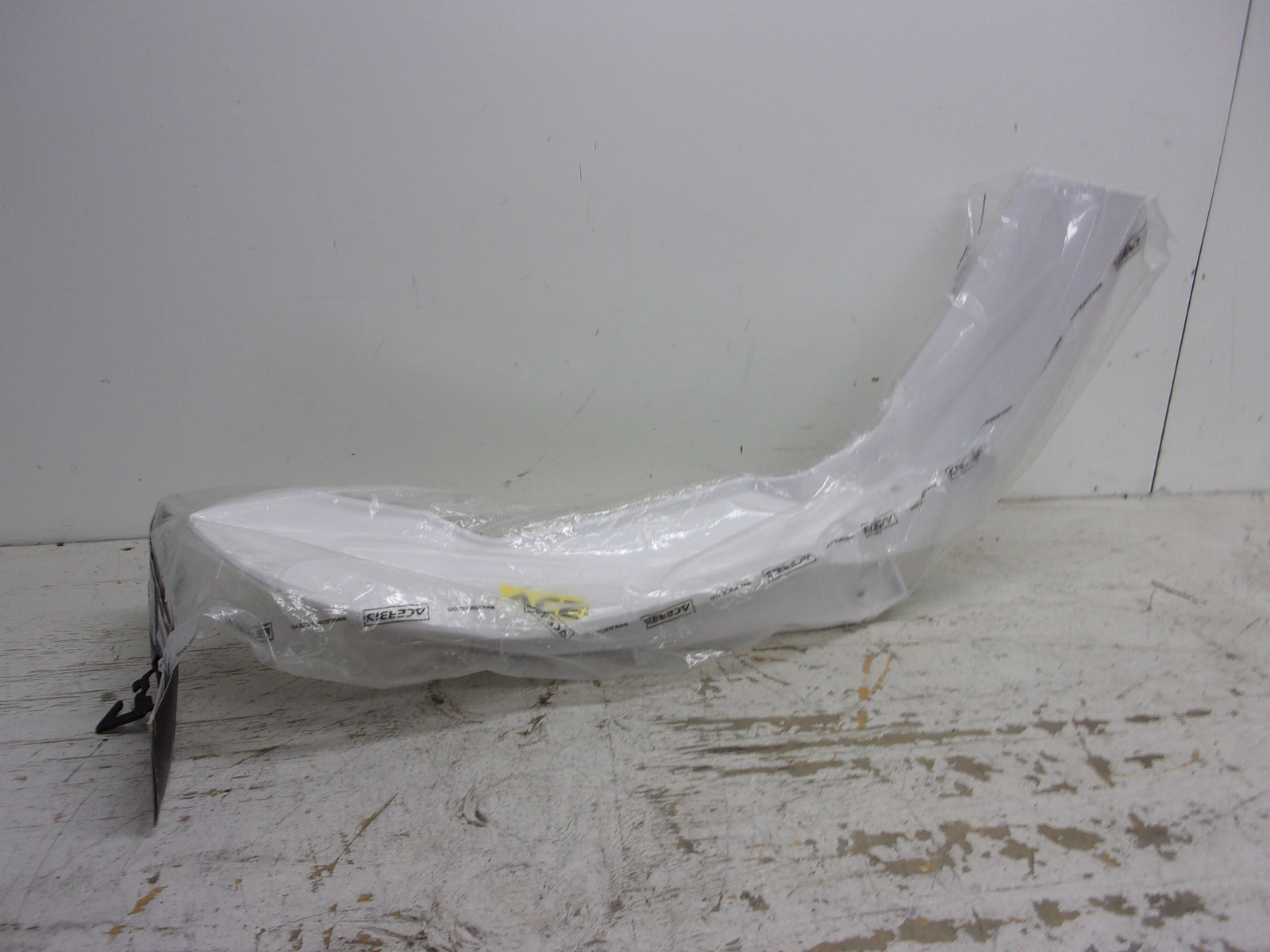 KTM Acerbis White Front Fender For KTM 125-500 SX EXC 14-15 Part# 2314210002