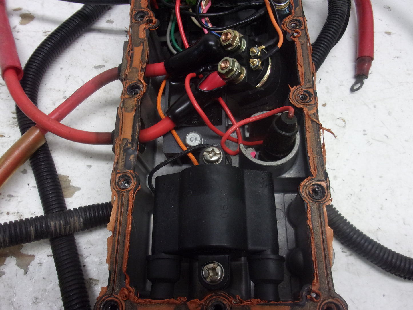 Yamaha Waverunner 1998-2005 XL GP XLT Electrical Box + Stator # 66E-85540-00-00