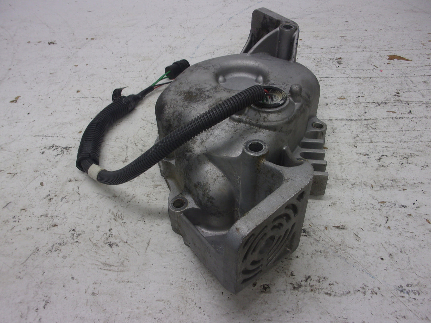 Yamaha Waverunner 2004-2008 FXHO FX1100 Flywheel Cover + Stator 6B6-81337-00-94