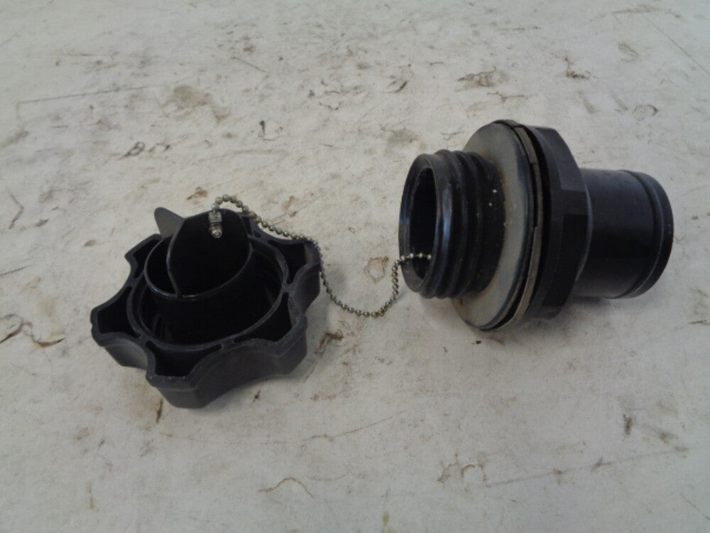 Kawasaki Jet Ski 1999-2005 Ultra 130/150 OEM Fuel Neck + Fuel Cap # 59231-3723