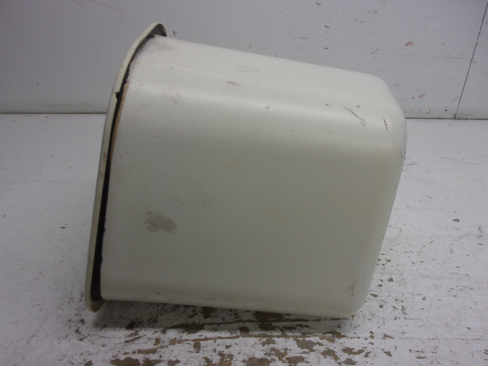 Yamaha WaveRunner 1997-2000 GP WaveRunner OEM Bow Locker Part# GP7-U475A-00-00