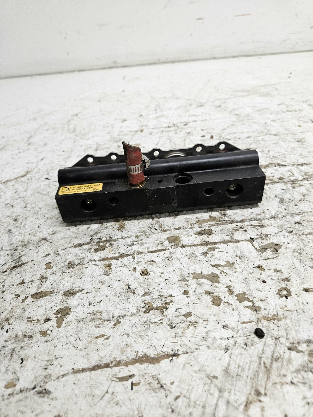 SeaDoo Bombardier 2001-2002 GTX DI RX DI OEM Fuel Distributor Part# 275500510