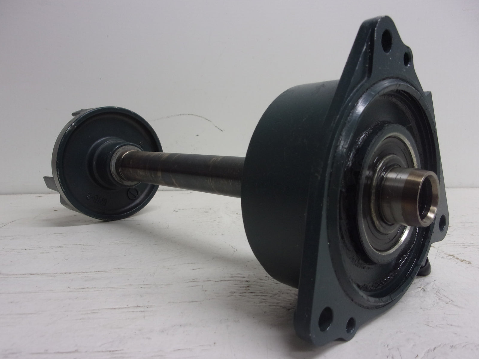 Yamaha Wave Raider 700 701 OEM Mid Shaft + Coupler Assembly 62T