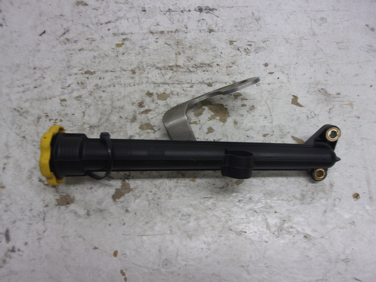 SeaDoo Bombardier 2006-2010 GTX RXP RXT GTI OEM Oil Filler Tube & Cap 420856510