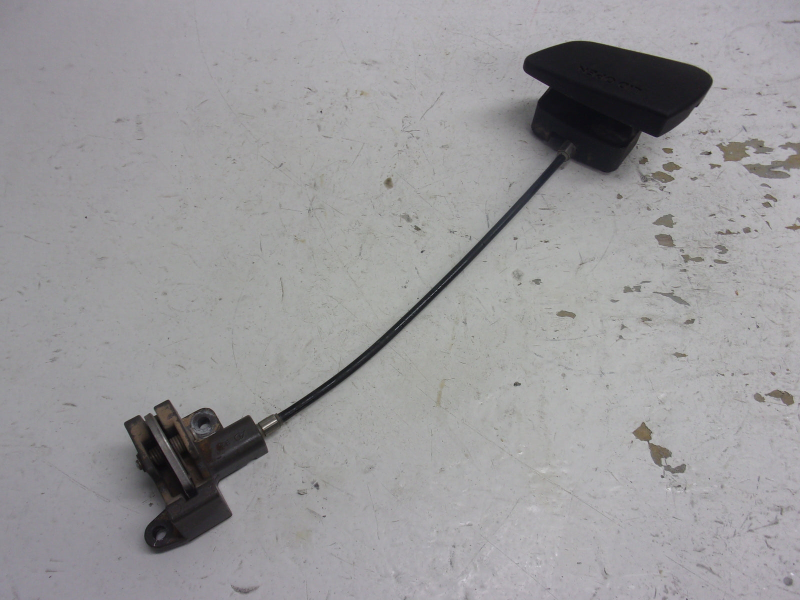 Yamaha Waverunner 2002-2005 FX1000 FX1100 FX140 Hood Latch # F1B-651A1-00-00