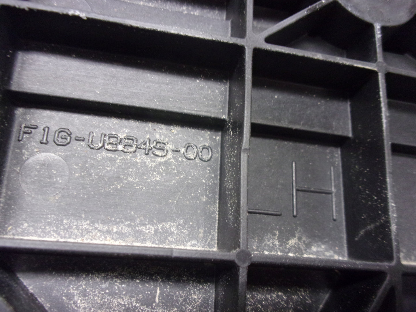 Yamaha Waverunner 2003 GP 1300 OEM RH + LH Step Plate Set Part# F1G-U884R-00-00
