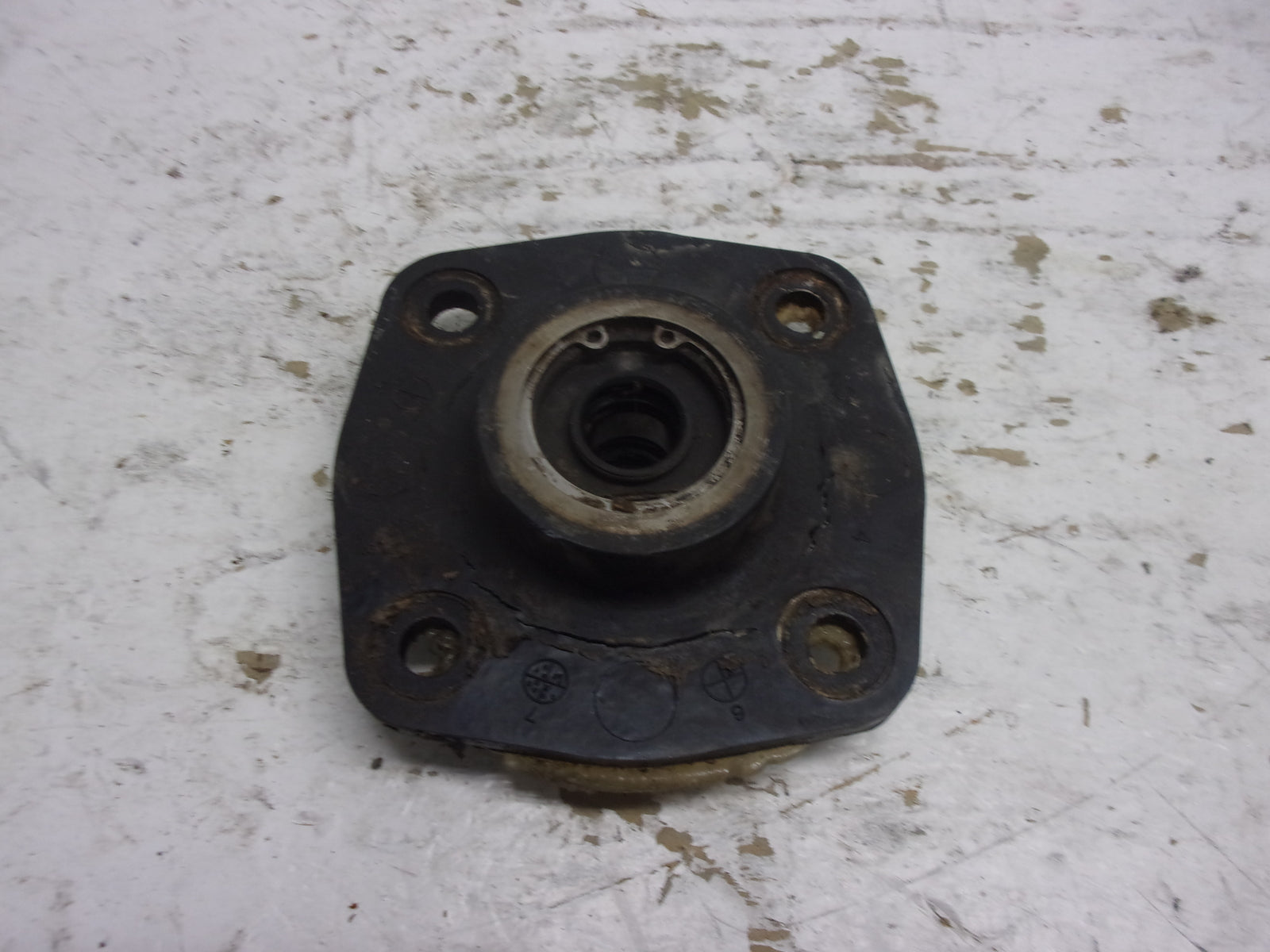 Kawasaki Jet Ski 1986-1999 ZXI STX XI SS ST X2 OEM Drive Shaft Holder 13091-3730