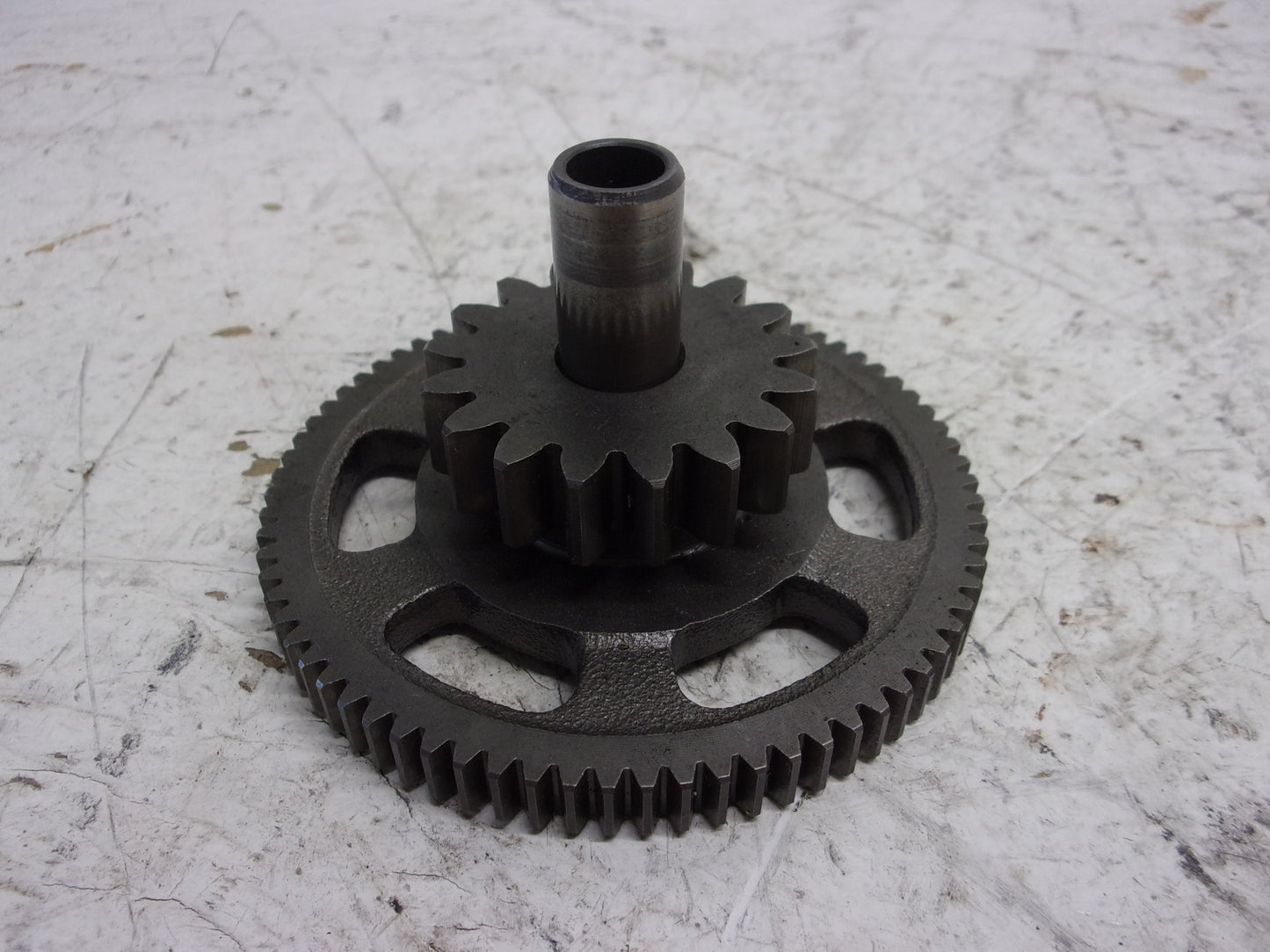 Yamaha Waverunner 2002-2015 VX V1 FX OEM Idler Gear + Pin Part# 60E-15517-00-00