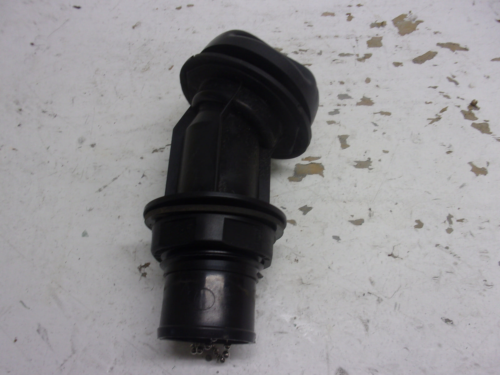 Sea Doo Bombardier 2012-2020 Wake RXP RXT GTI GTR GTX Fuel Neck + Cap 275500845