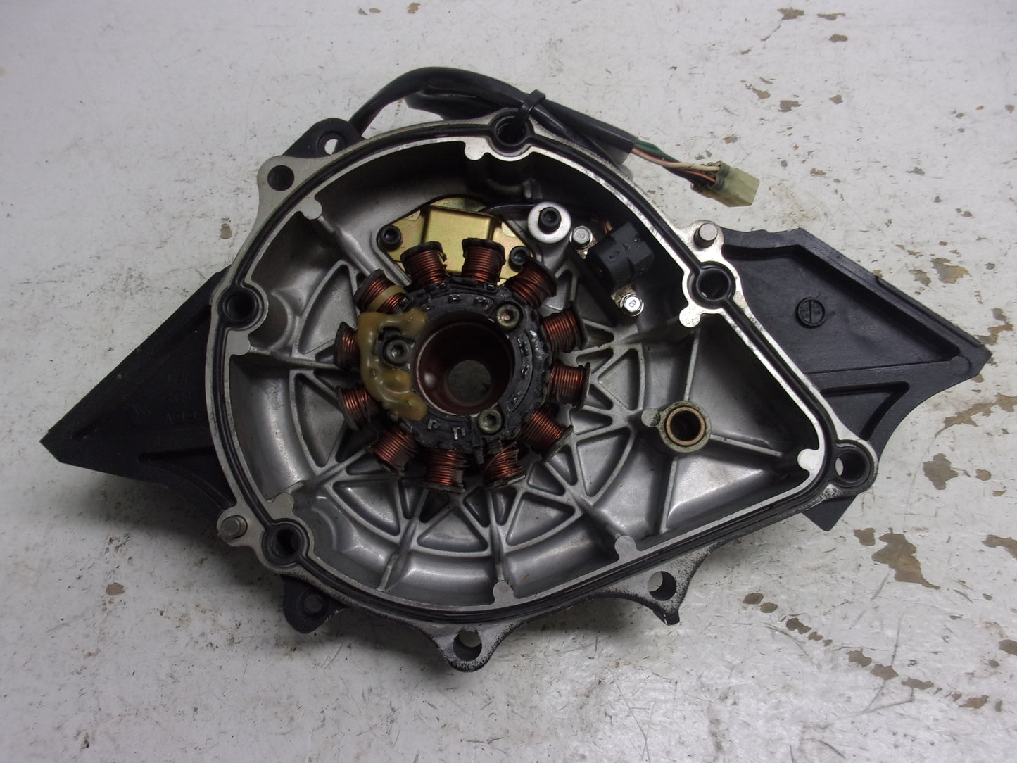 Yamaha Waverunner 1999-2000 GP XL 1200 Flywheel Cover + Stator # 66V-81337-00-8P