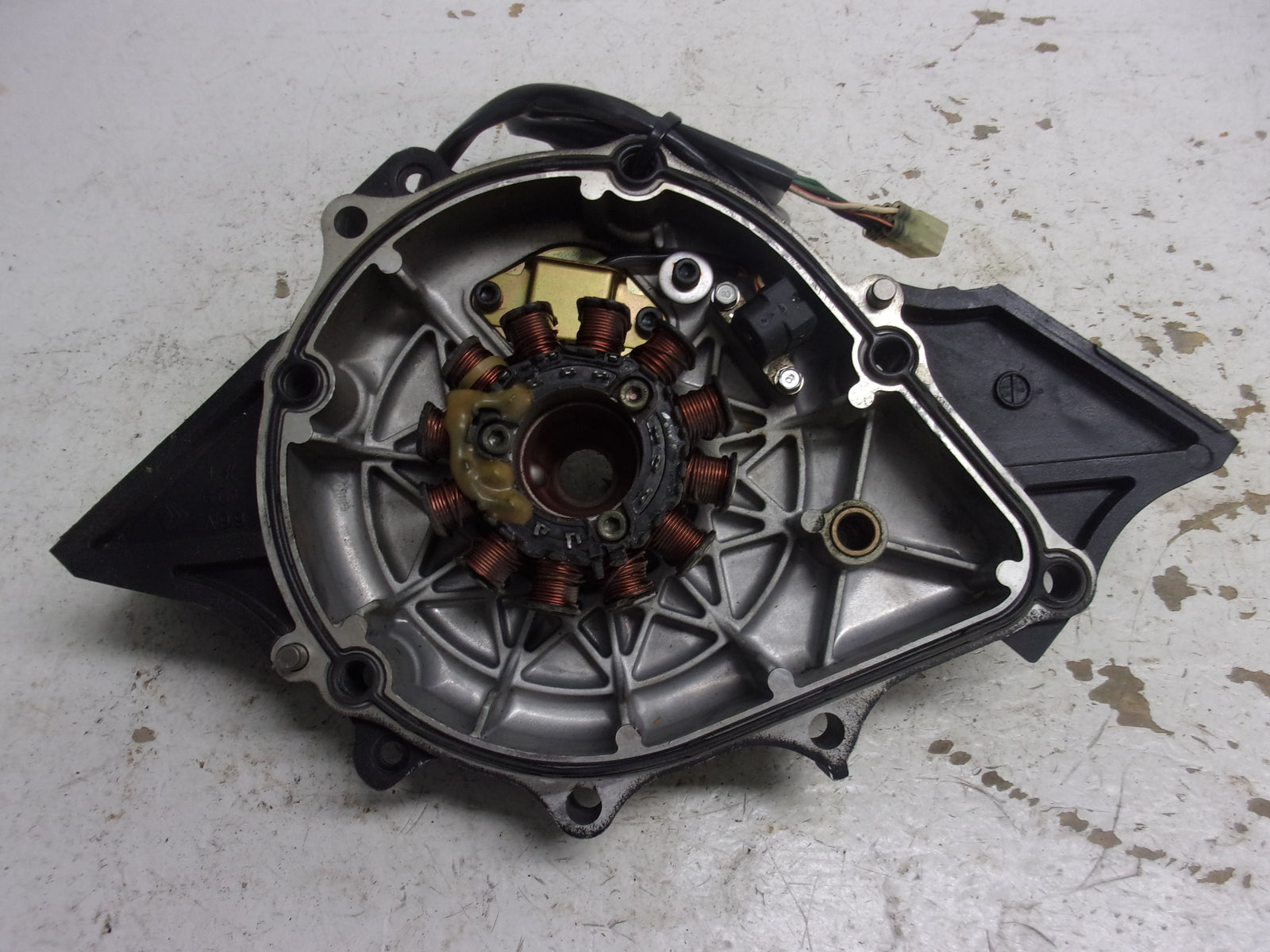 Yamaha Waverunner 1999-2000 GP XL 1200 Flywheel Cover + Stator # 66V-81337-00-8P