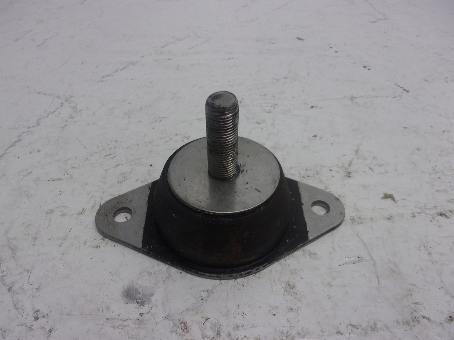 Polaris PWC Watercraft 1995 SLT 750 OEM Engine Mount Set Part# 3110049