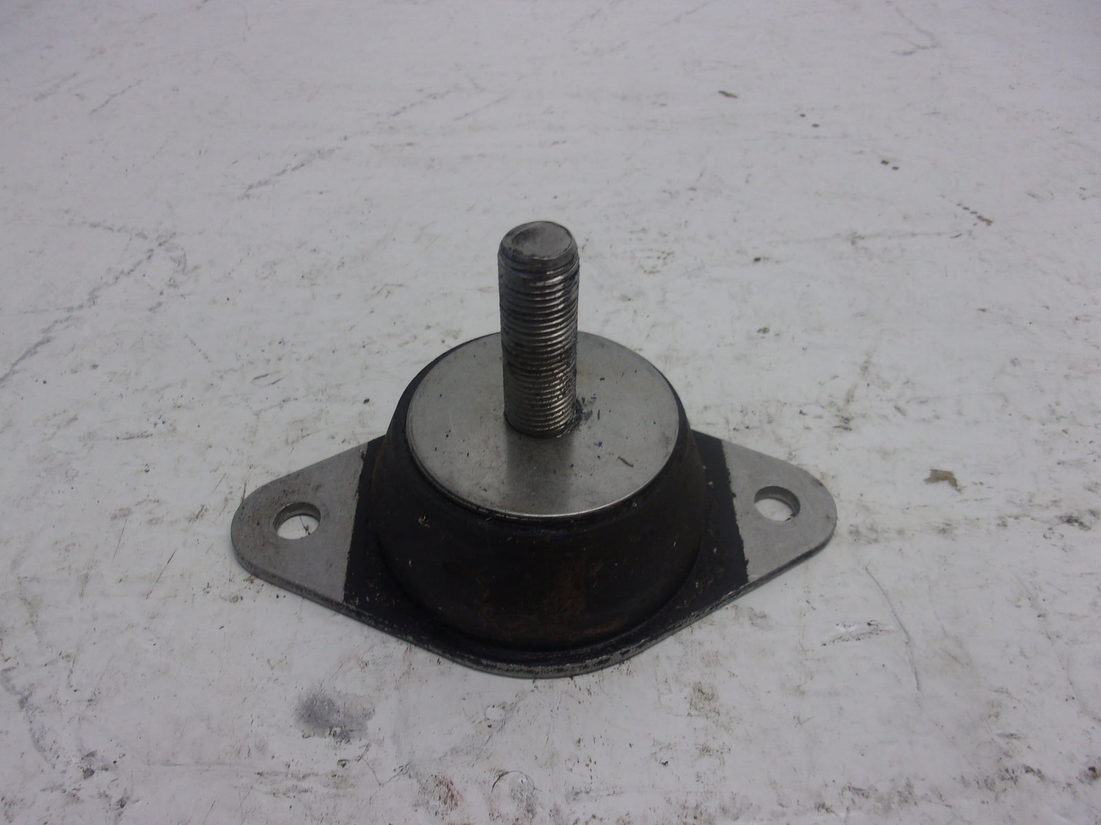Polaris PWC Watercraft 1995 SLT 750 OEM Engine Mount Set Part# 3110049