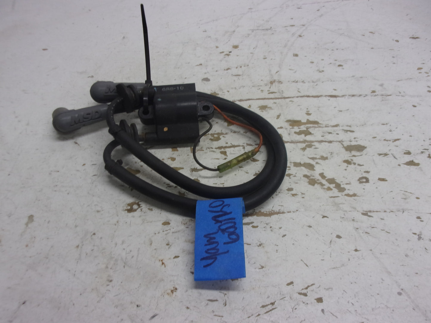 Yamaha WaveRunner 1995-1997 WR3 650/750 OEM Ignition Coil Part# 6R8-85570-10-00