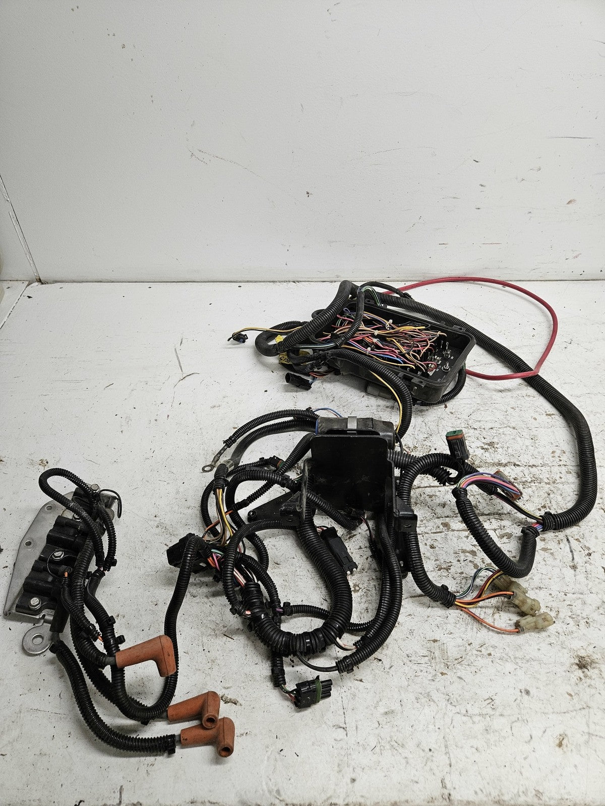 Polaris 2001 Genesis I-4Pass EFI Complete Electrical Box + Harness 4010379