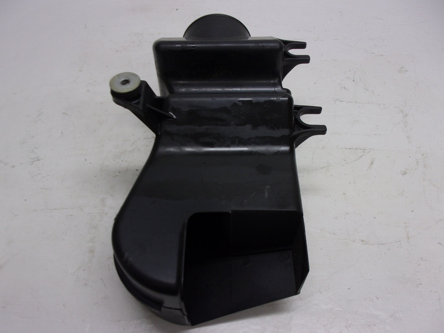 Yamaha WaveRunner 1999-2005 XL XLT XA OEM Air Intake Part# 66V-14440-00-00
