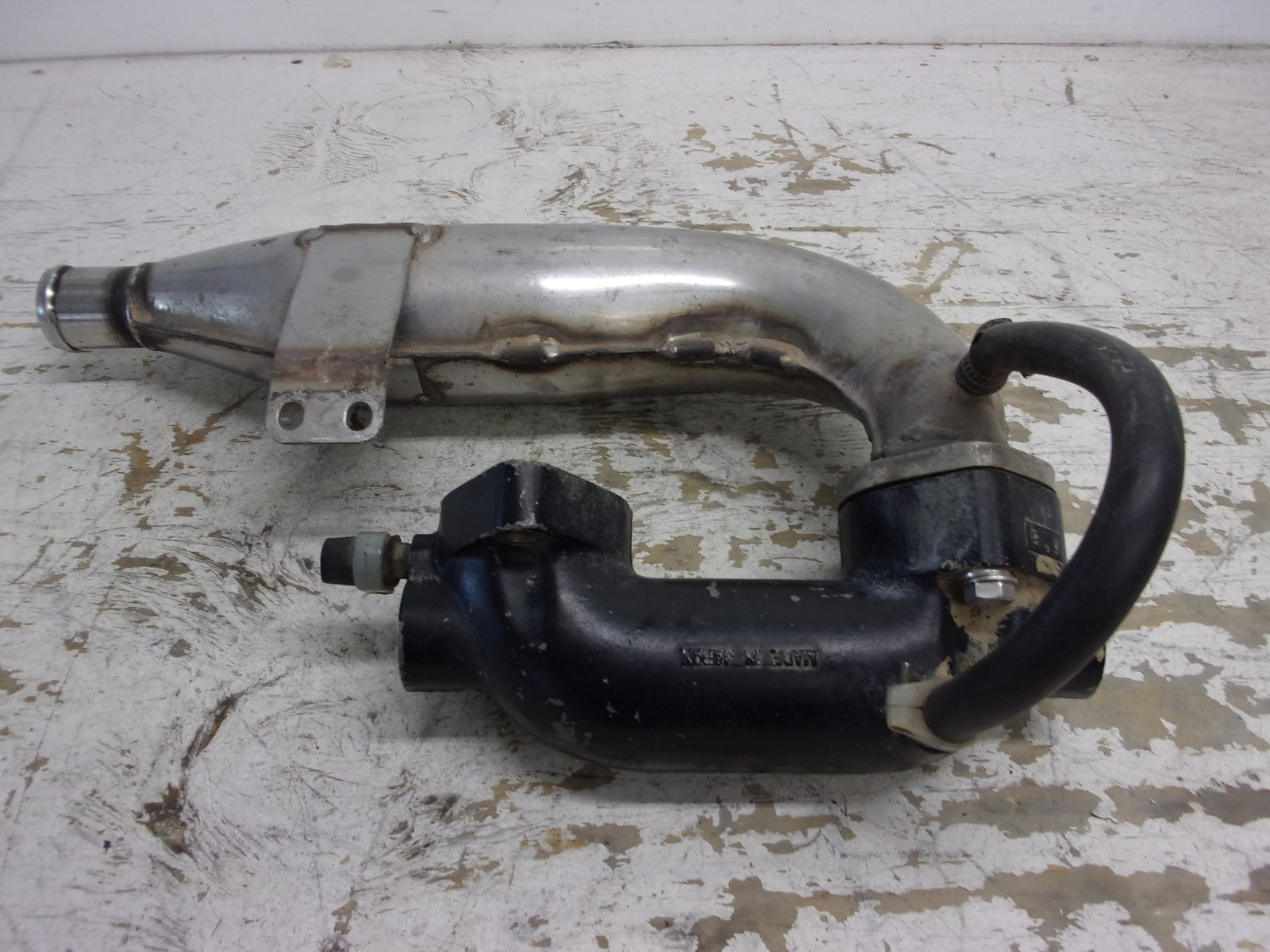 Kawasaki Jet Ski 1976-1992 JS440 OEM Complete Chamber + Pipe 18001-520