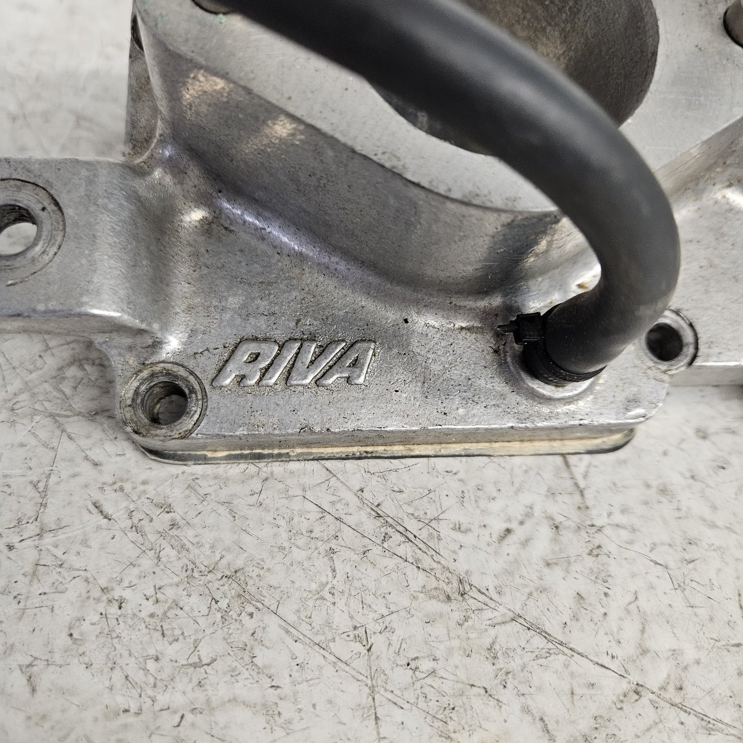 Yamaha 94-95 SuperJet 93-95 WBlaster  94-95 FX1 RIVA Dual Carburetor Manifold