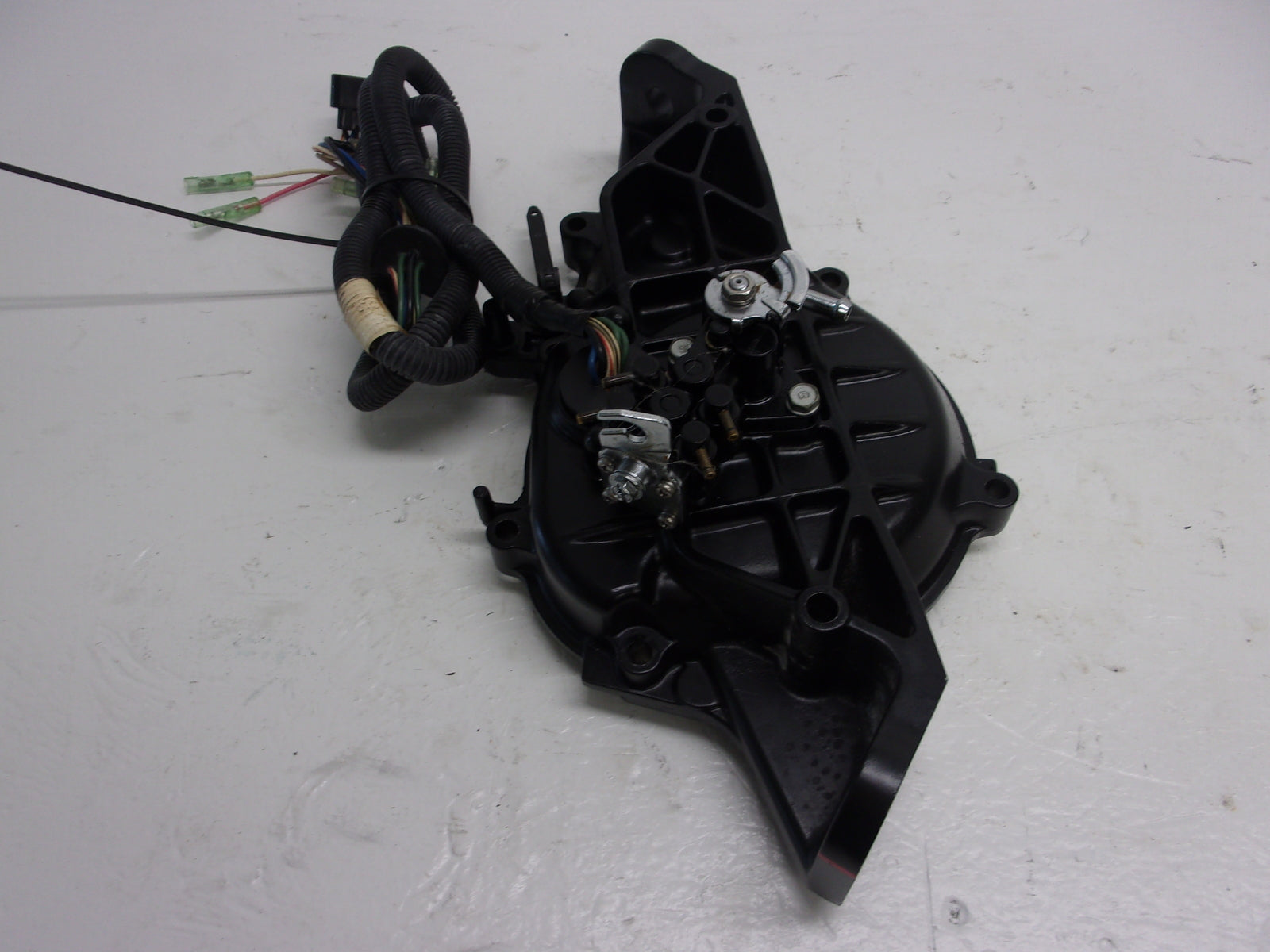 Yamaha Waverunner 1999-2000 XL GP 800 OEM Stator + Stator Cover 66E-81337-10-8P