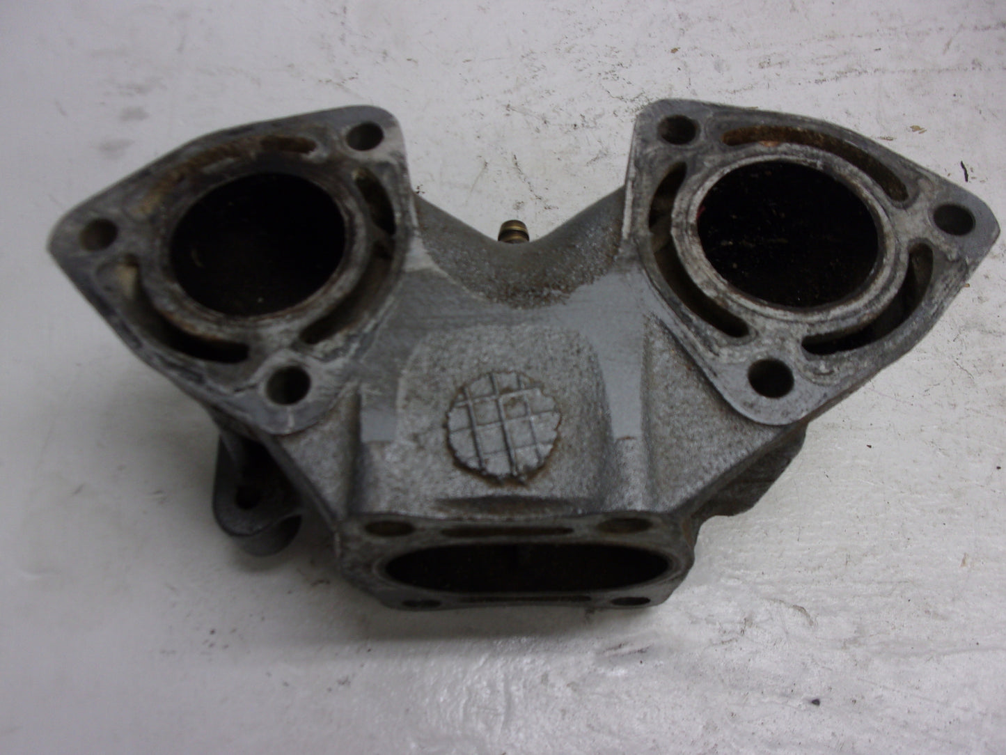 Kawasaki Jet Ski 1996-1998 STS STX 759 OEM Silver Exhaust Manifold # 59081-3718