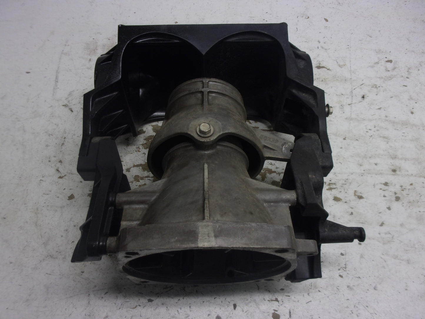 Yamaha WaveRunner 2016-2022 VX OEM Venturi + Nozzle + Rev Gate 6EX-R1318-01-00