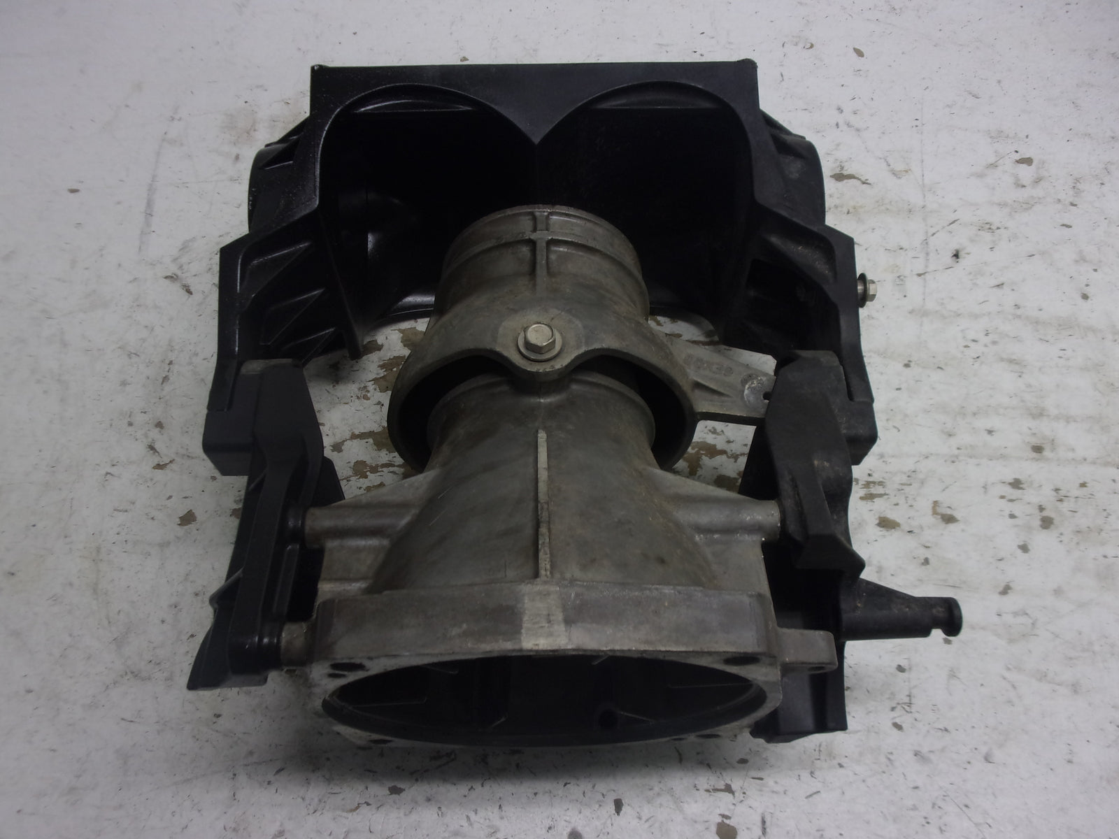 Yamaha WaveRunner 2016-2022 VX OEM Venturi + Nozzle + Rev Gate 6EX-R1318-01-00
