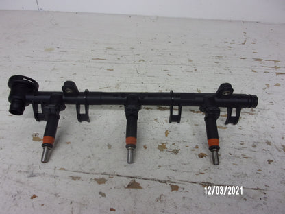 Sea Doo Bombardier PWC 2003-2009 RXT RXP GTX Fuel Rail + Injectors