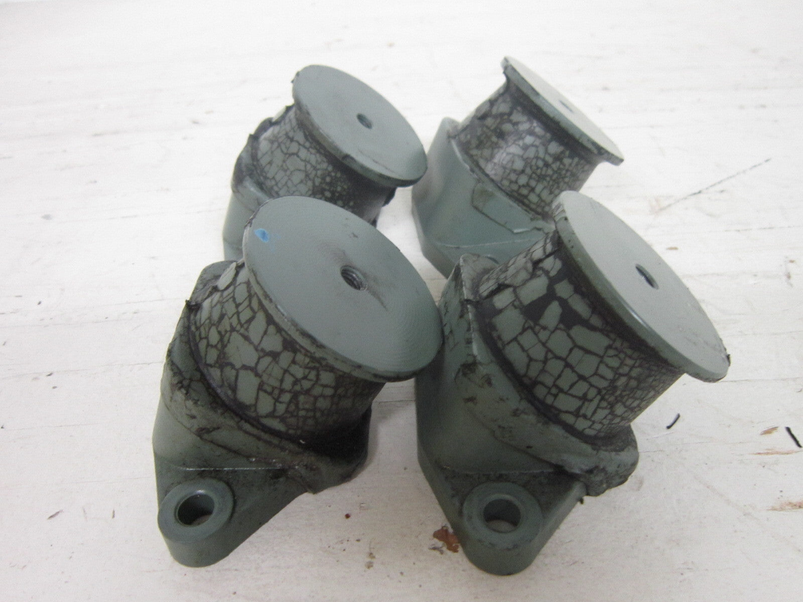 Yamaha Waverunner 1996-2003 WaveRaider GP SV SUV Engine Mounts 63M-44517-01-5B