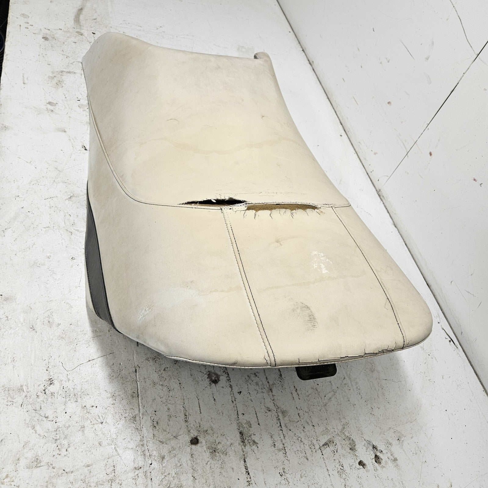 Yamaha WaveRunner PWC 2019 VX Cruiser / Deluxe OEM Double Seat # F2X-U371A-B0-00