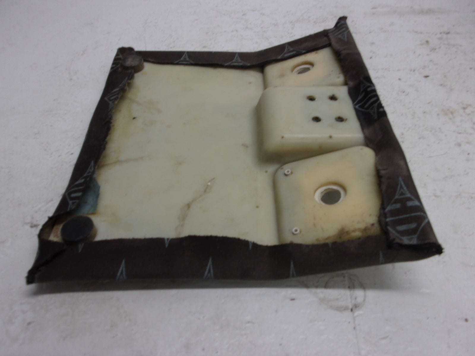 Kawasaki Jet Ski 1992-1998 750 SX SXI OEM Center Deck Pad Part# 39156-3752-PJ