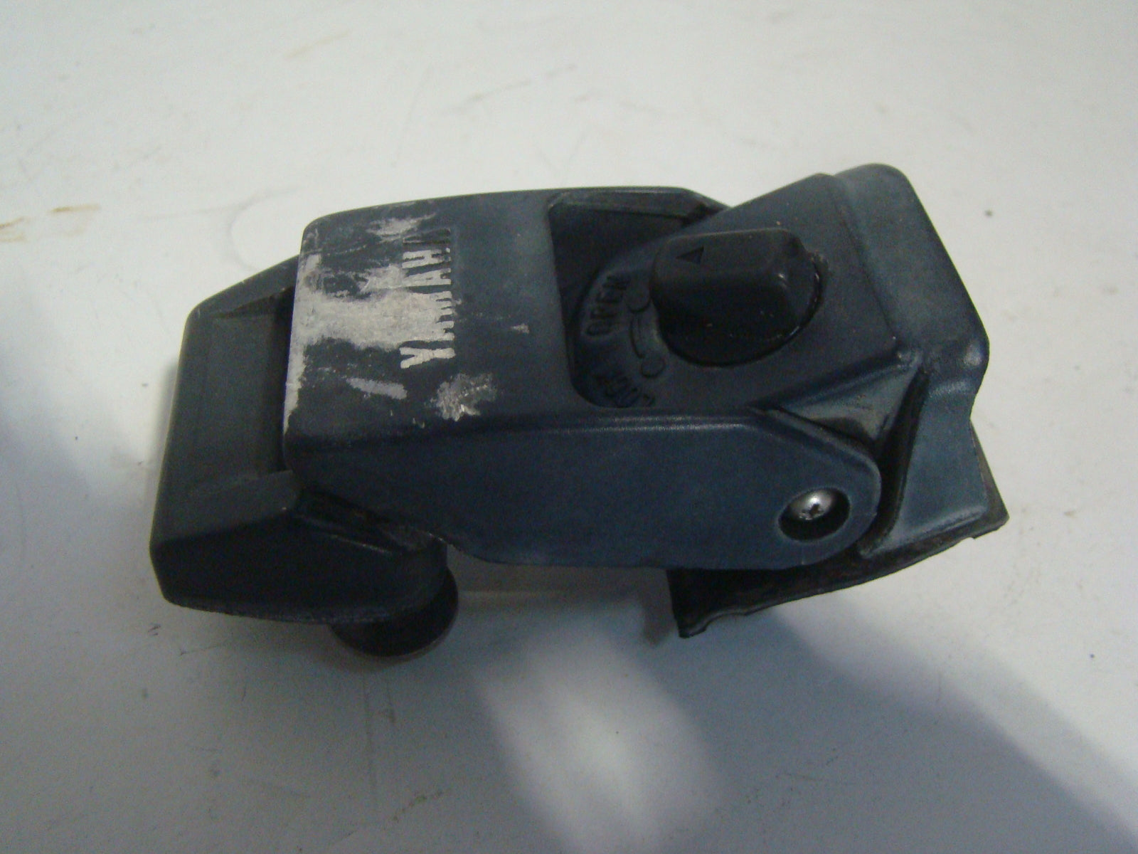 Yamaha Waverunner 1994-1995 FX1 Waveraider 700 Hatch Latch FX1-62840-01-00