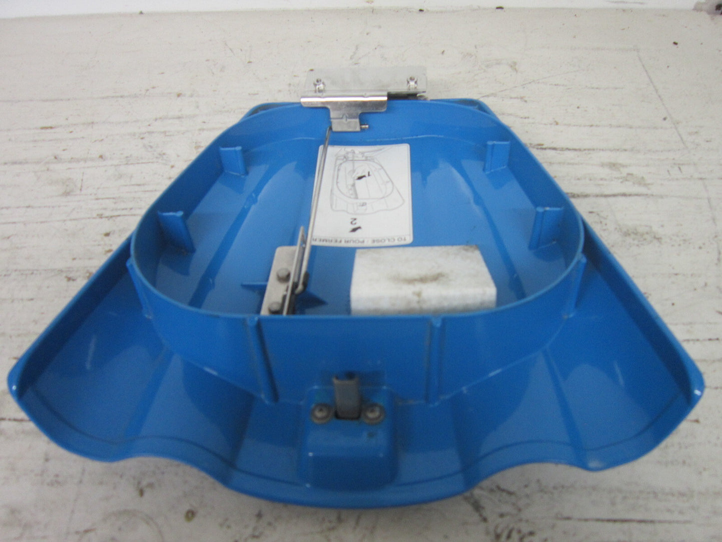 Kawasaki Jet Ski 1995-1996 750 ZXI OEM Hatch Cover Assembly Part# 14090-3747-5U