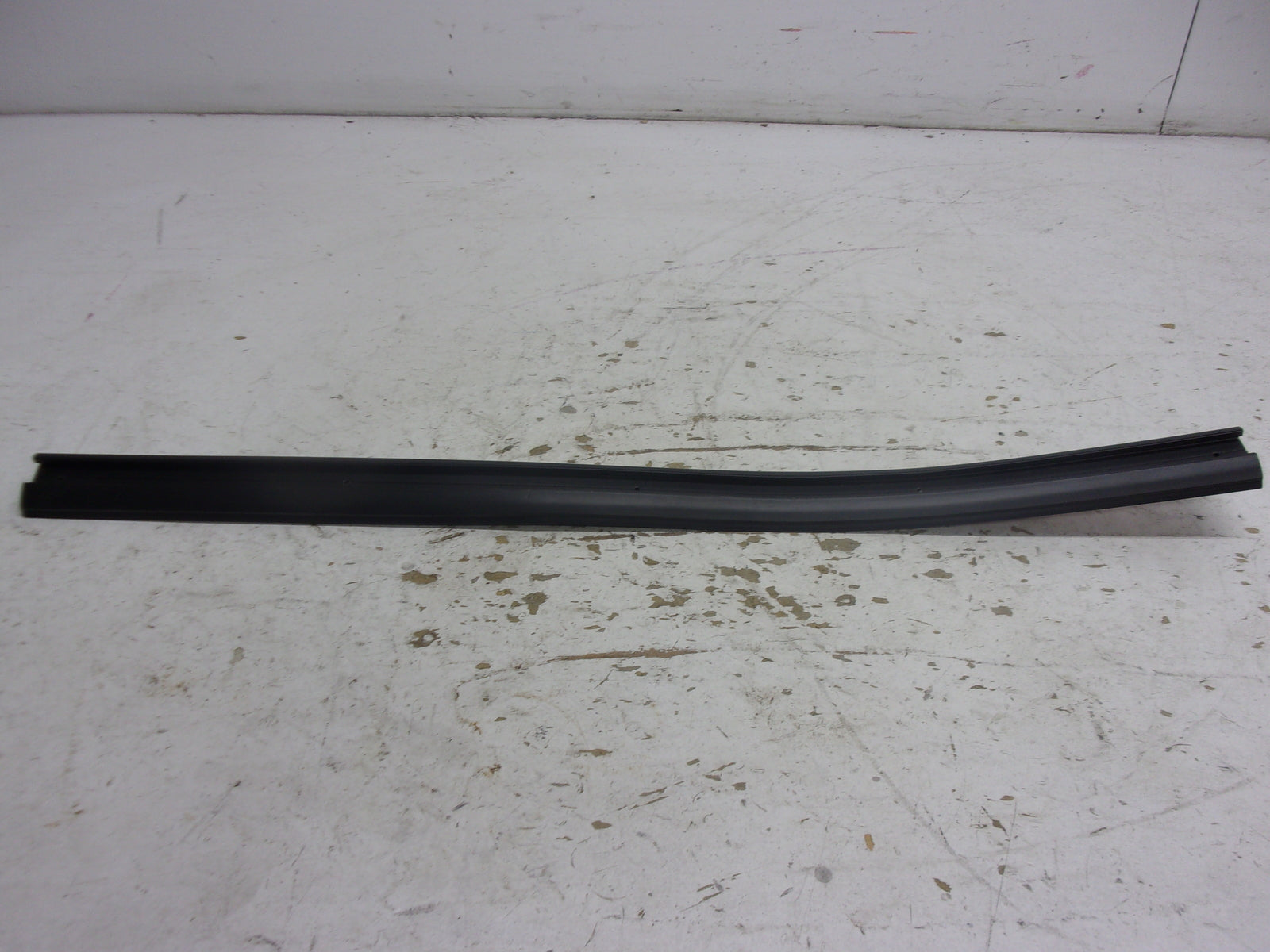 Yamaha Waverunner 2003-2007 FX HO NEW Black Gunwale Rear Bumper F1B-U252C-10-00