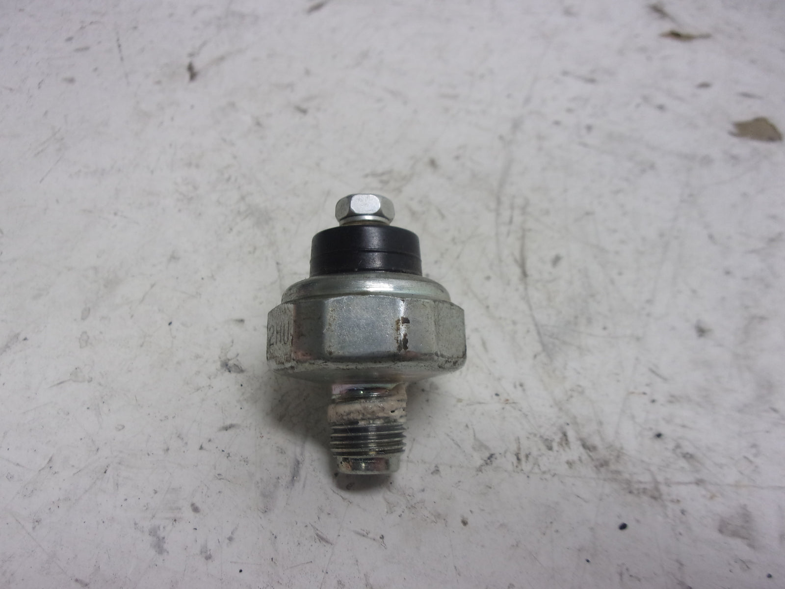 Yamaha Waverunner 2002-2021 VX V1 FX HO OEM Oil Pressure Sensor 68V-82504-00-00