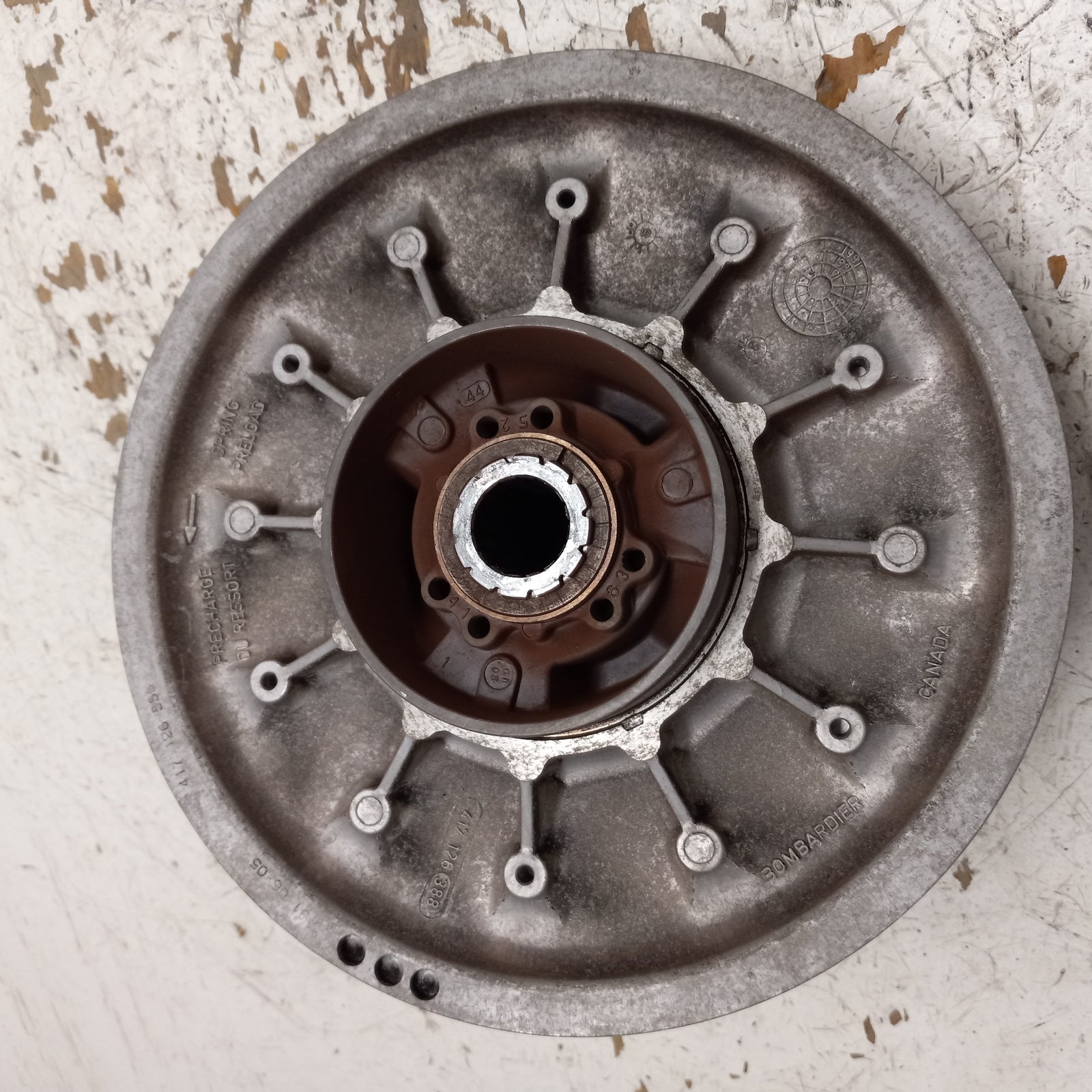 Ski-Doo Snowmobile 2002-2004 Summit MXZ Legend OEM Driven Clutch Part# 417126527