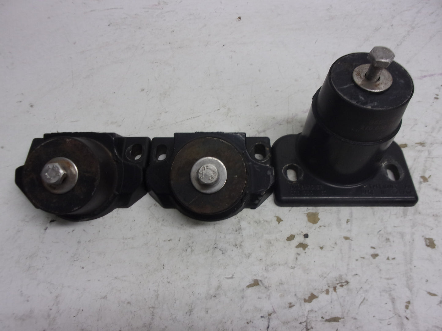 Sea Doo Bombardier PWC 1996 GSX GTX XP Engine Mount Set # 270000220