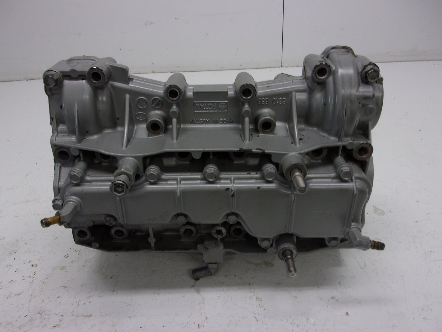 Sea Doo Bombardier 1998 GTX RFI 787 OEM Crankcase Part# 290888053